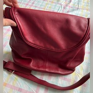 Maxx New York shoulder bag. Red leather.